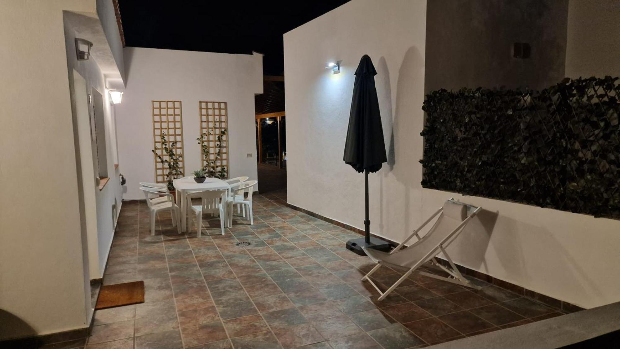 2 Bedroom Apartments Los Cristianos Beach Tenerife Tamaragua Arona  Bagian luar foto